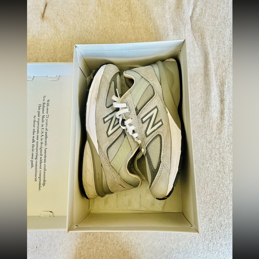 New Balance grey sneakers size 9